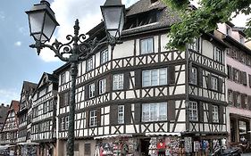 Au Coeur De La Petite France